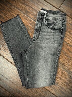 Good American Gray Washed Skinny Jeans